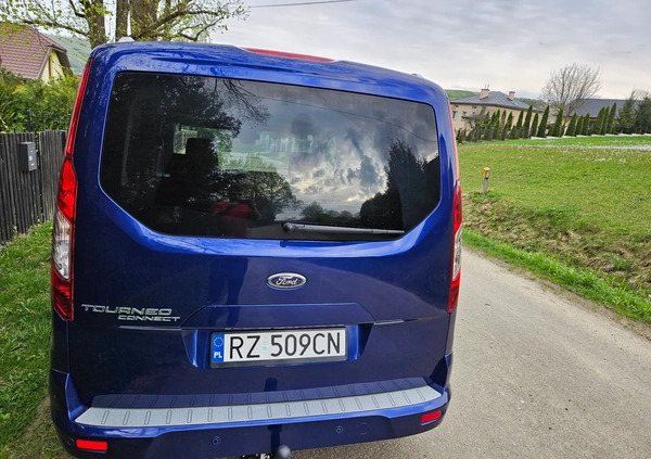 Ford Tourneo Connect cena 39900 przebieg: 154478, rok produkcji 2014 z Rzeszów małe 497